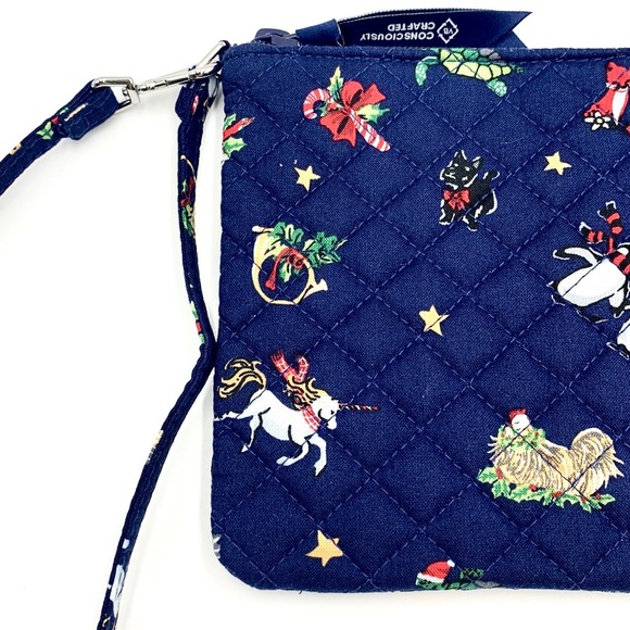 Vera Bradley RFID Convertible Wristlet in Snow Globe Motifs - Picture 5 of 14